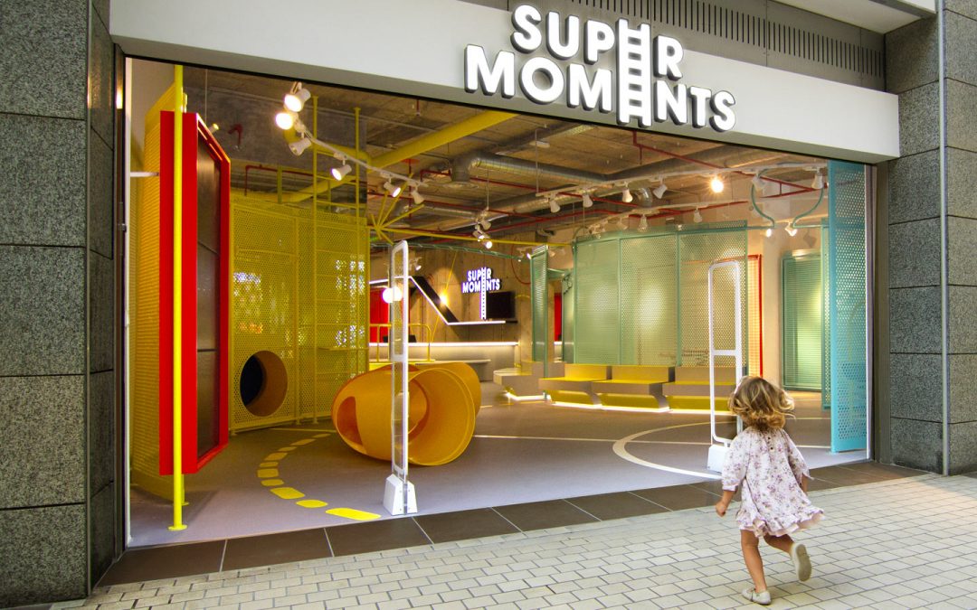 Supermoments / Light & Studio