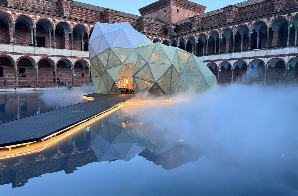 Milano Design Week: 6 muestras con iluminación y espejos como protagonistas
